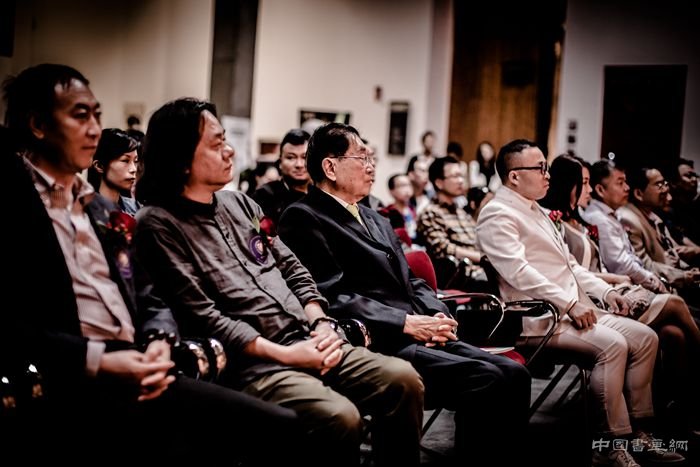 东方炁 张肇达草书大展呈现东方哲学之境界