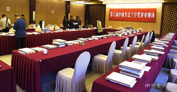 为金奖空缺而喝彩——兰亭奖评审观感