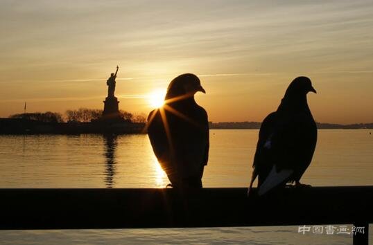 纽约州因预算僵局重新开放自由女神像