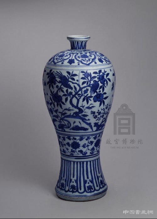 “丰肩细腰”赏梅甁