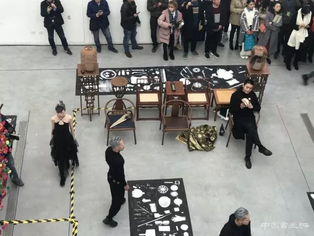 邱志杰：追忆者的共同体