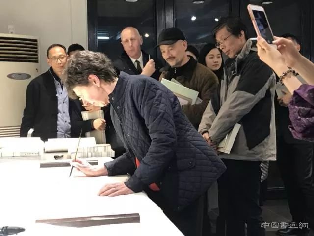 邱志杰：追忆者的共同体