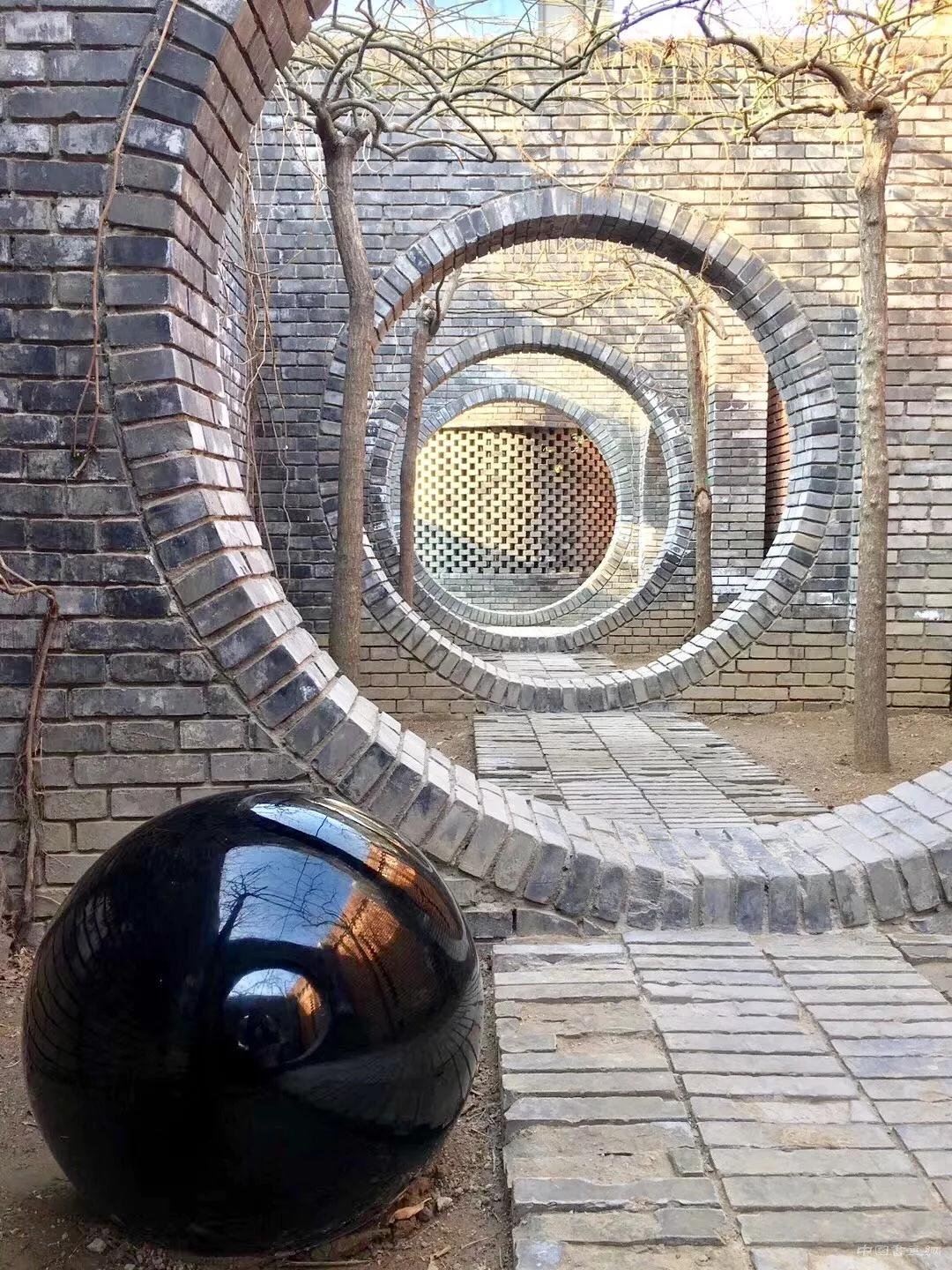 奥拉维尔·埃利亚松——艺术与哲学之间的炼金术士