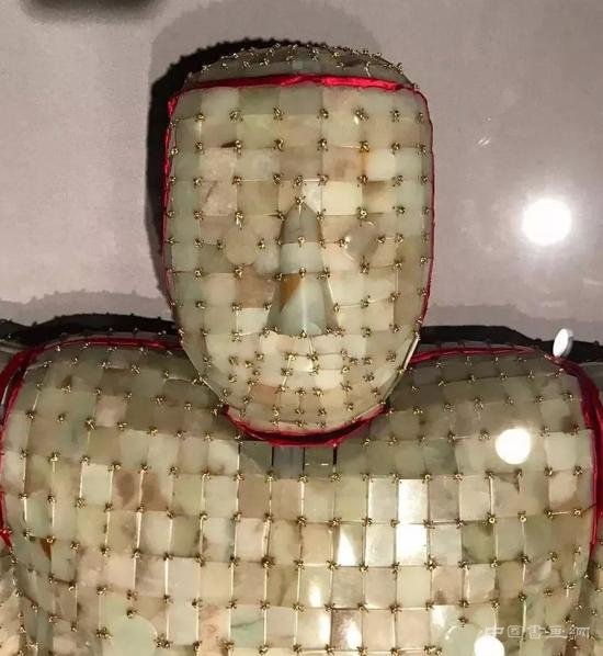 绝世珍宝金缕玉衣！