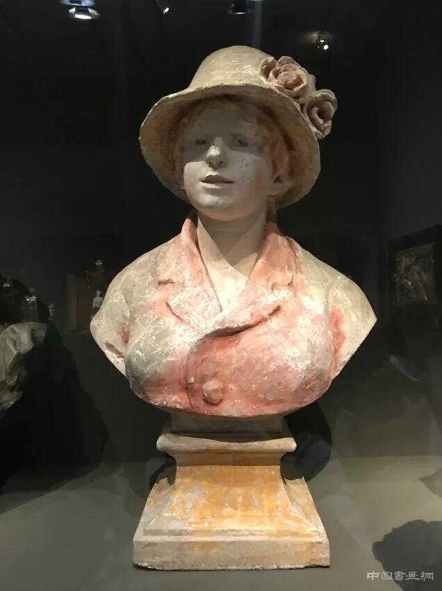 奥赛博物馆里的彩色雕塑