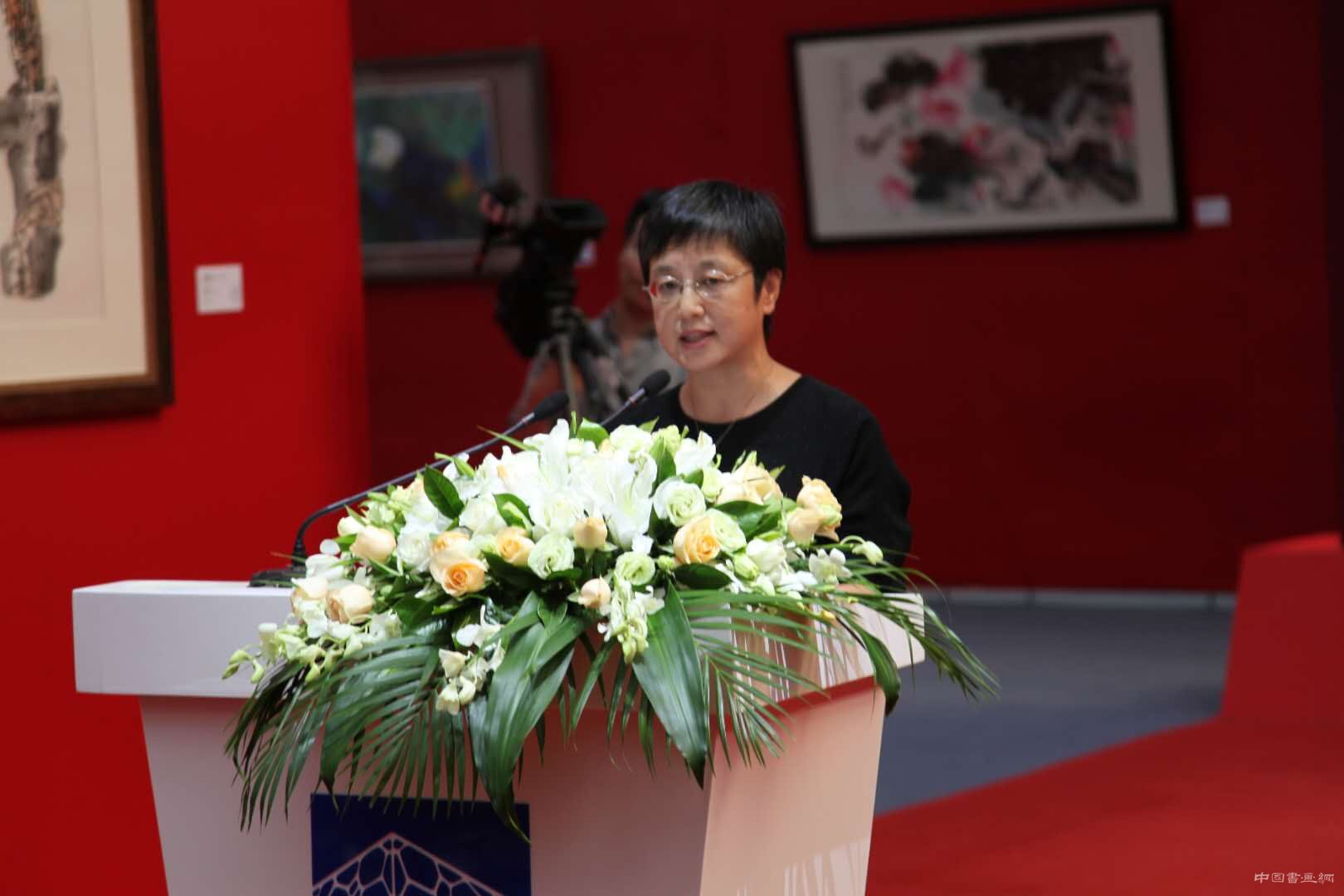 艺术·让奥林匹克更美——奥美大会十年回顾展亮相水立方