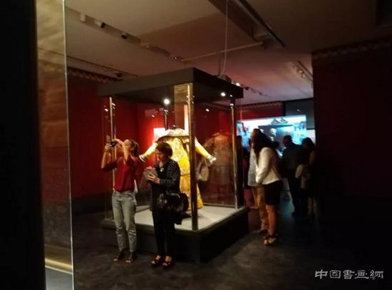 中国故宫文物在雅典展出 希腊总统出席开幕式