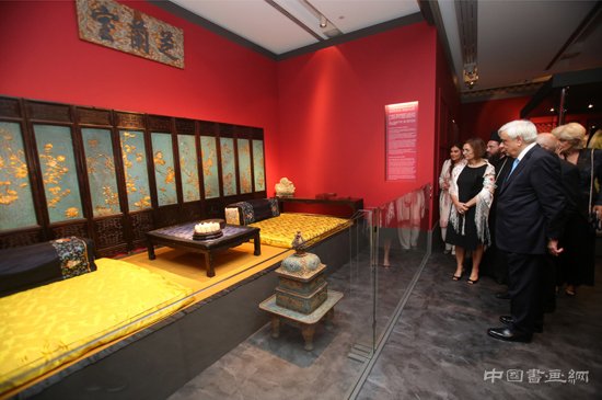 中国故宫文物在雅典展出 希腊总统出席开幕式