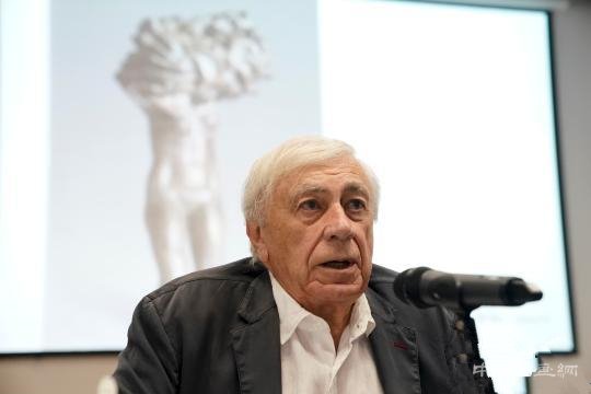 法兰西学院艺术院主席克罗德·阿巴吉到访中国美术馆