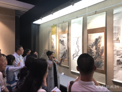 白云双甲故乡情——黄君璧黄湘詅父女联展昨日佛山开幕