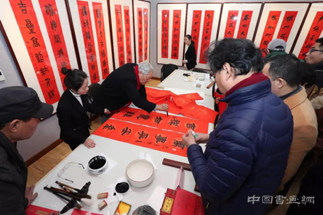 翰墨飘香—2019海上名家楹联展暨迎春笔会正式开幕