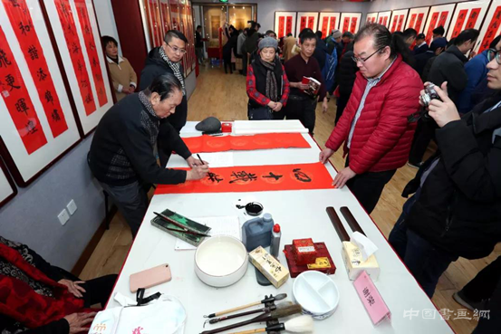 翰墨飘香—2019海上名家楹联展暨迎春笔会正式开幕