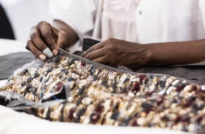 古着高定告诉你 美生生不息