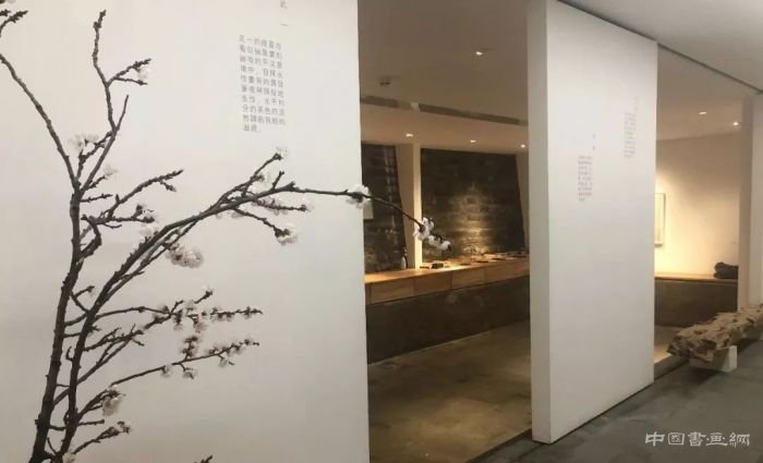 墨隐色 墨化艺术第一回 从“白立方”到“老粮仓”