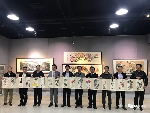 气韵生动中华情!加拿大华侨美术书法作品巡展首站在温启幕