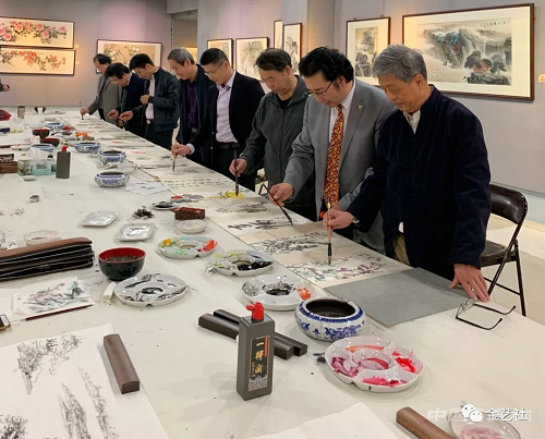 气韵生动中华情!加拿大华侨美术书法作品巡展首站在温启幕
