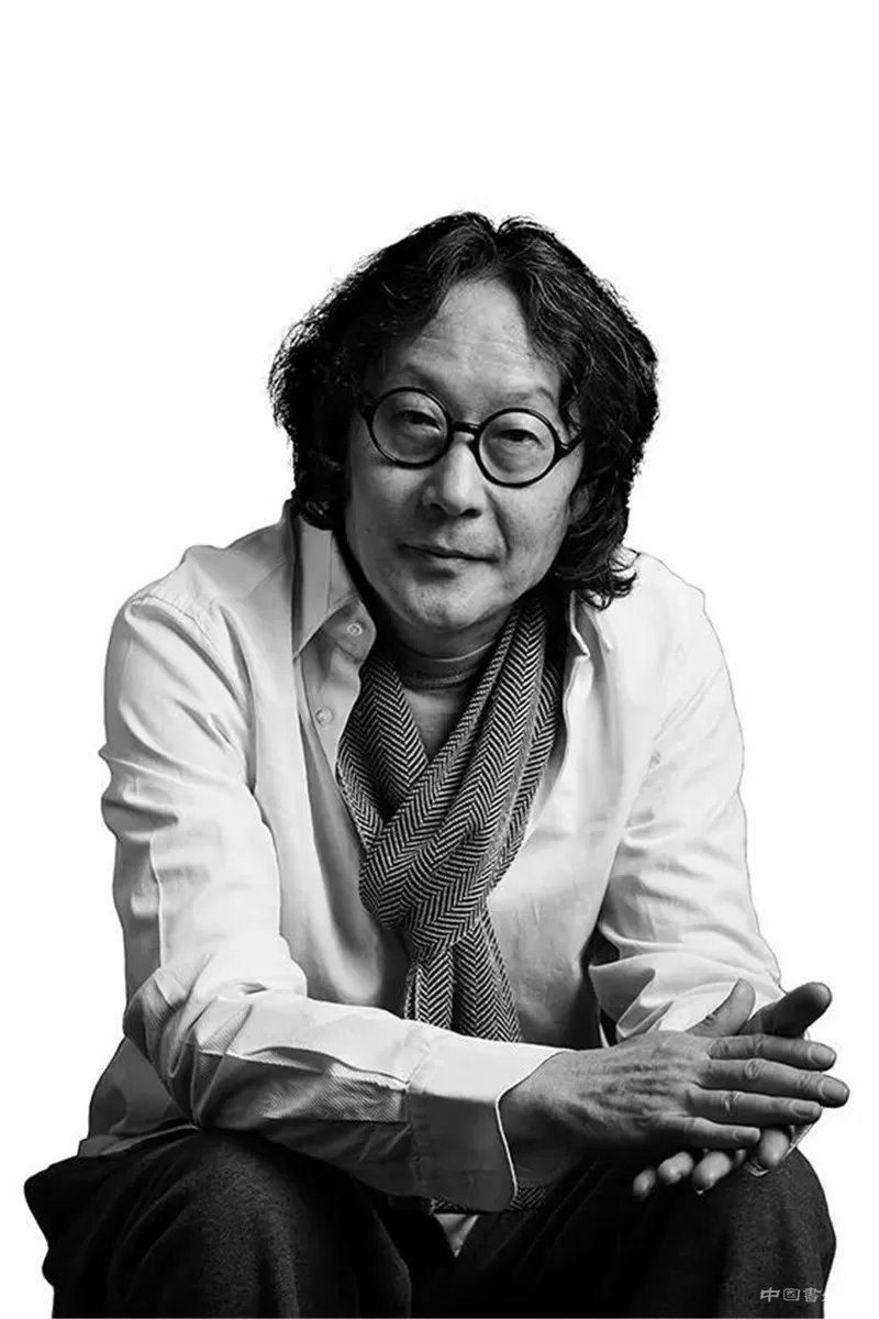 徐冰:用“蜻蜓之眼”展开“世界图像”