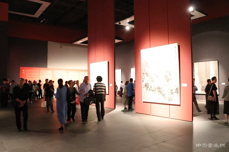 “第十三届全国美展中国画作品展”在济南开幕