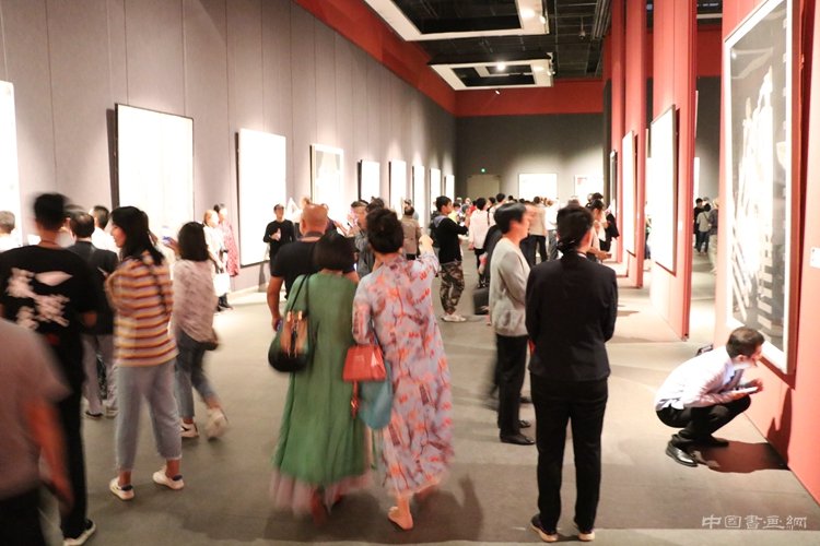 “第十三届全国美展中国画作品展”在济南开幕