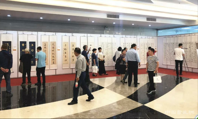 师法古贤——王希坤书法作品展于烟台成功举行