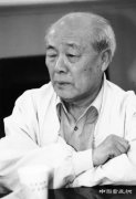 91岁欧阳中石先生荣获国家纪念章，书法界唯一！