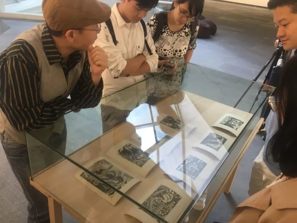 “白咬着黑”:现代版画会的理想与现实