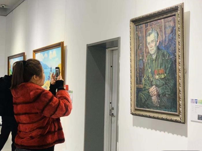 百余件俄罗斯油画雕塑作品在哈尔滨展出