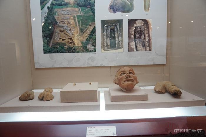 辽宁重要考古发现标本展出 牛河梁遗址出土文物受瞩目