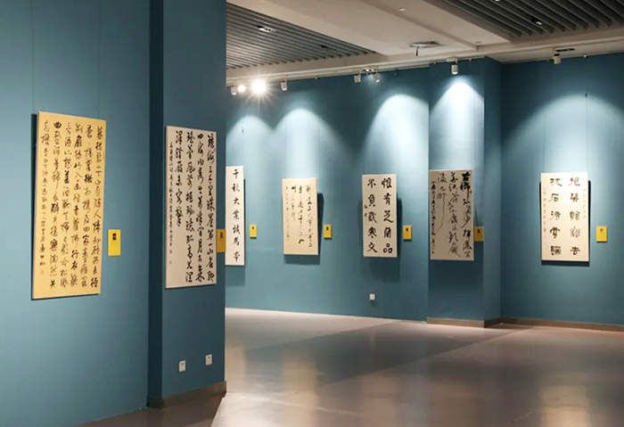 当代书坛知名老书法家作品邀请展暨第十一届黄河明珠·乌海书法艺术节开幕