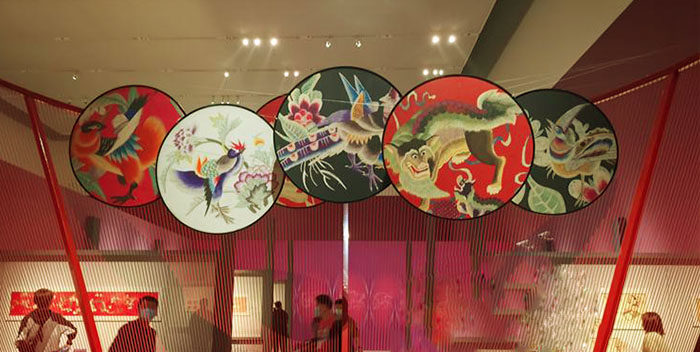 “仙境有花开——清代民国时期桃源刺绣展”在湖南省博物馆展出