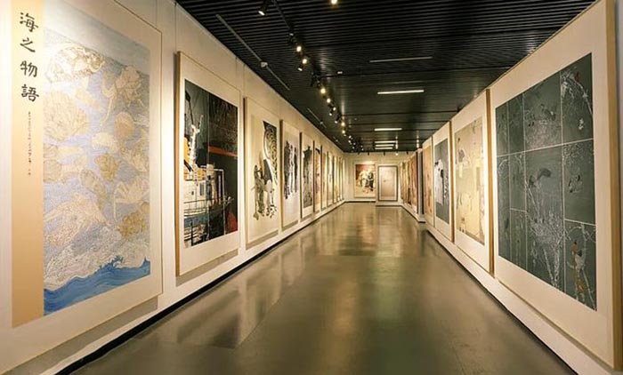 “品真格物:第二届全国青年工笔画展”在天津现代美术馆开幕