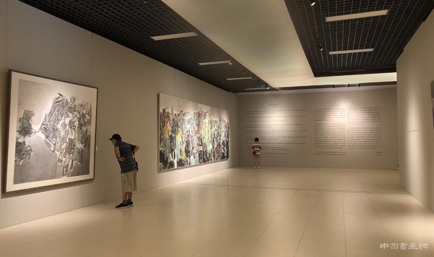 “尘寰墨语·张江舟水墨艺术展”开幕