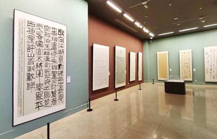 运河之都百里画廊：淮安文脉丹青传承展暨书法美术晋京展在中国美术馆开幕