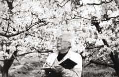 <b>天津美术学院教授著名美术教育家孙其峰先生辞世享年104岁</b>