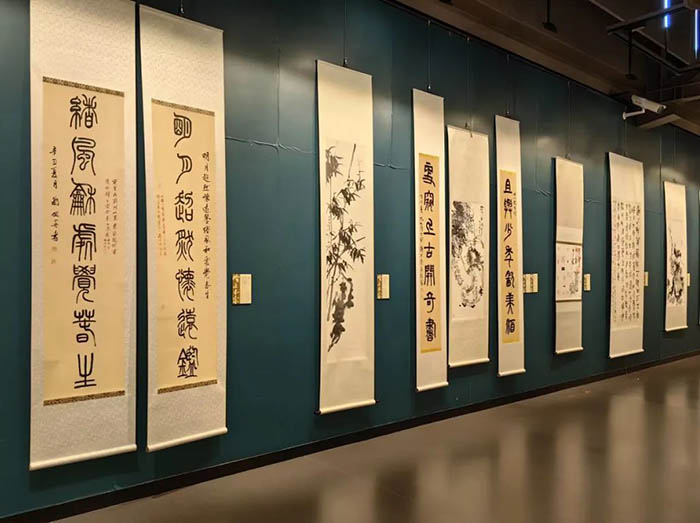 修远求索:百乐雅集韩天衡师生第十八届书画印作品展明日开幕