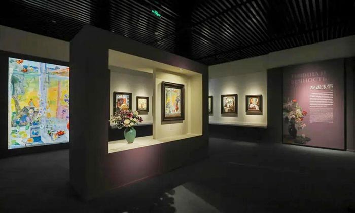 国内最大规模列德涅夫作品展亮相四川博物院