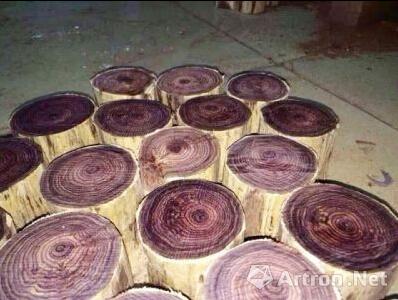 赌木有风险:数万元木料只能当柴火